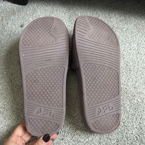 APL Slides (size 8) - Picture 4 of 4